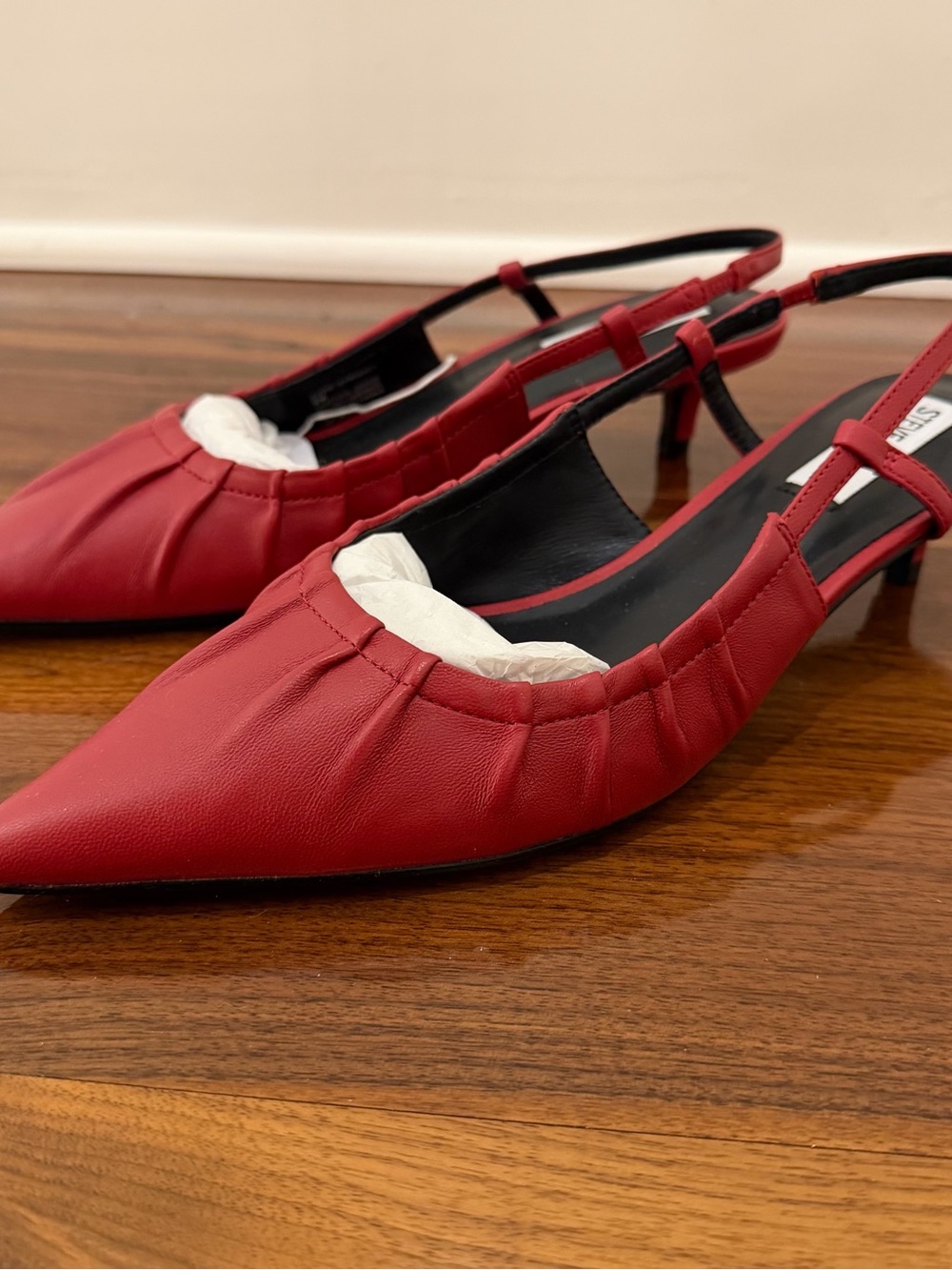 steve madden syrie red leather pointed toe slingback kitten heels - Picture 2 of 5